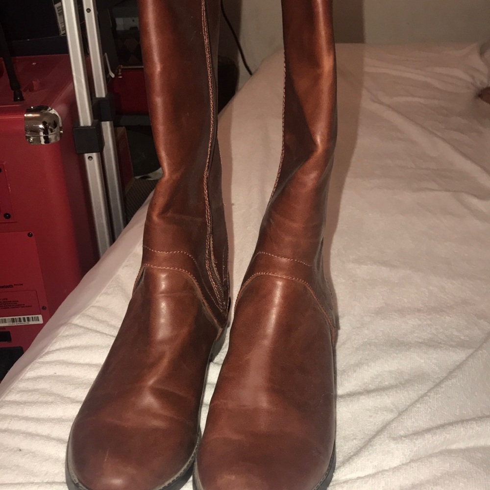 Over knees boots